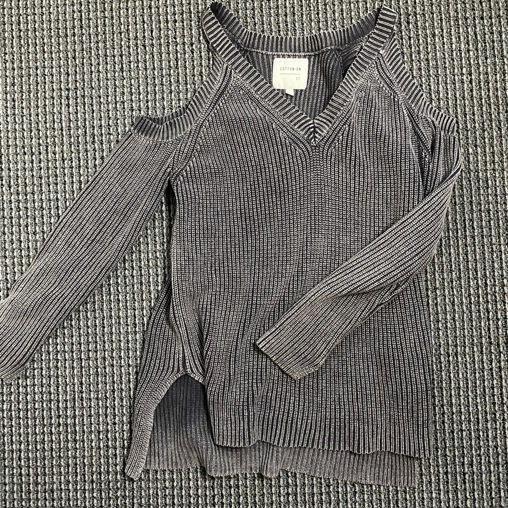 Gray Shoulder CutOut Sweater - Picture 5 of 7